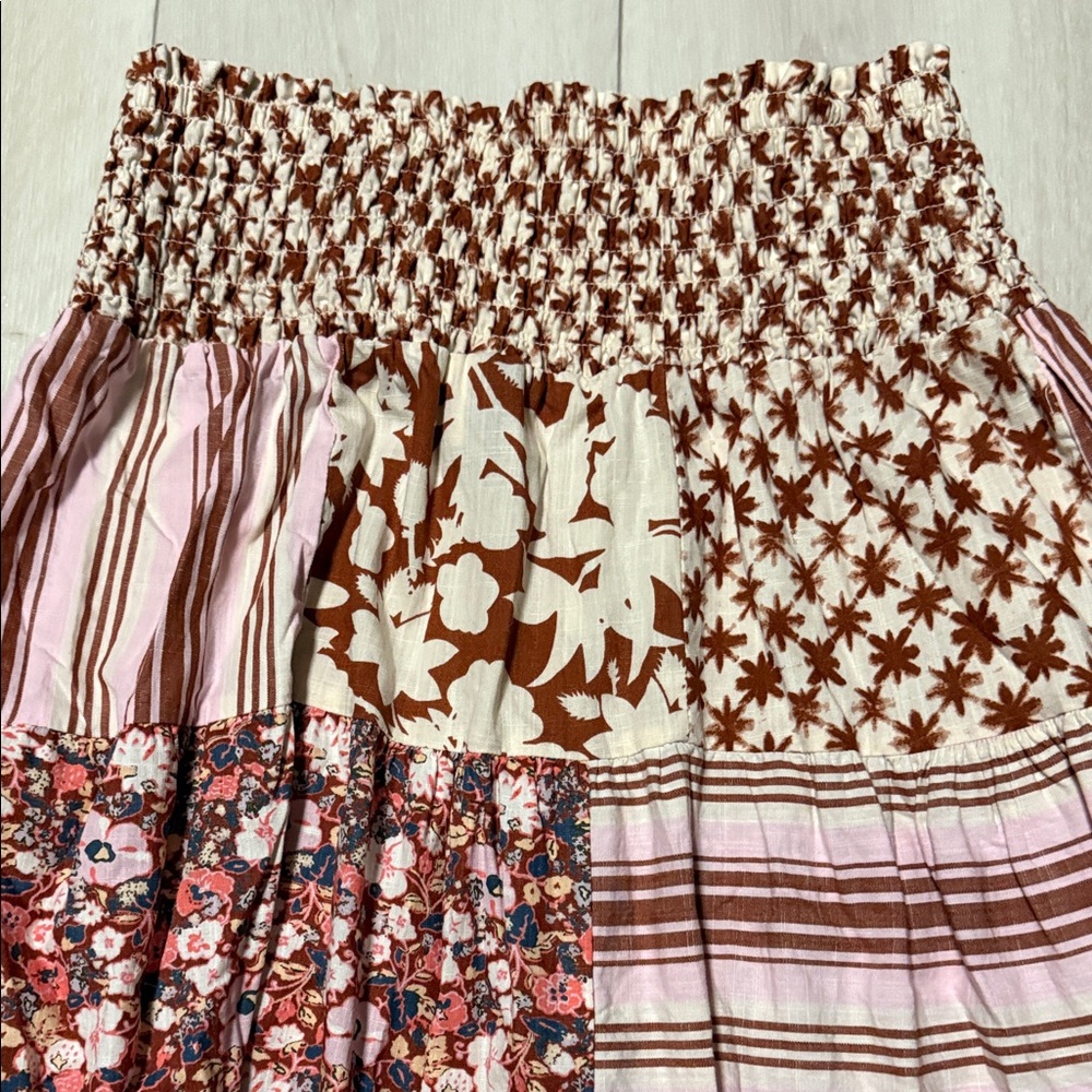 Women’s Vintage Floral Patchwork Skirt - elastic waist band. 33 “ long Size M - Picture 6 of 11